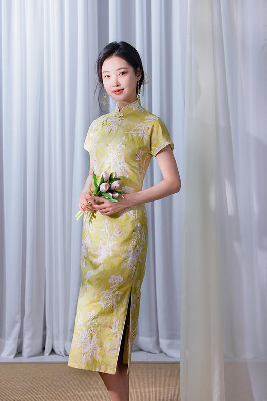 清新百合刺绣旗袍『杳卿』春日生韵棉麻系列，心机微宽松，松弛显瘦舒适 商品图4