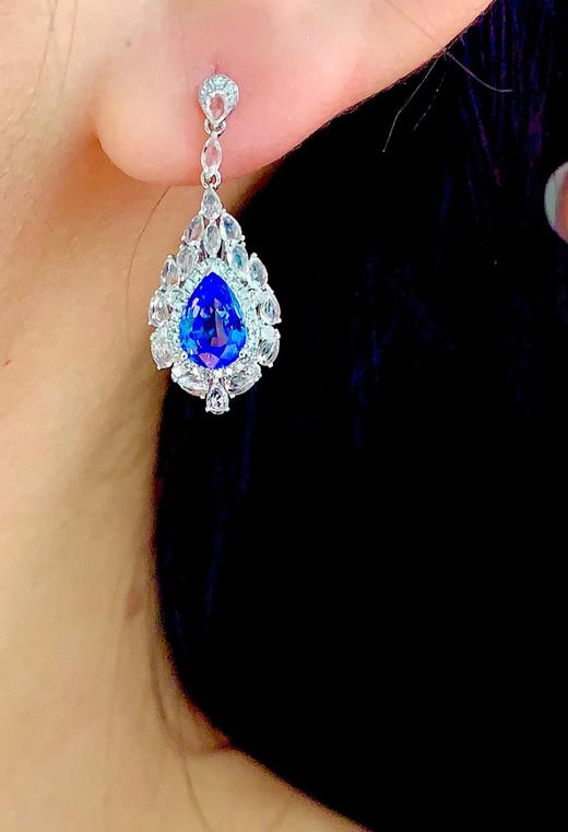 1.8ct刻面蓝宝石耳坠 商品图4