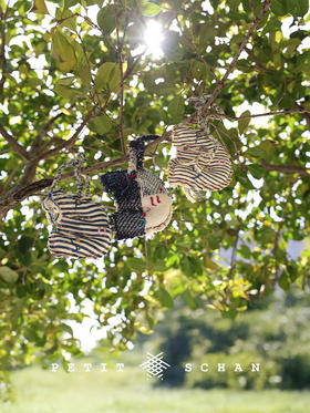 333积分兑换 PETIT SCHAN小闪 胖鸽子 百家布手工刺绣胖鸽子挂件包挂