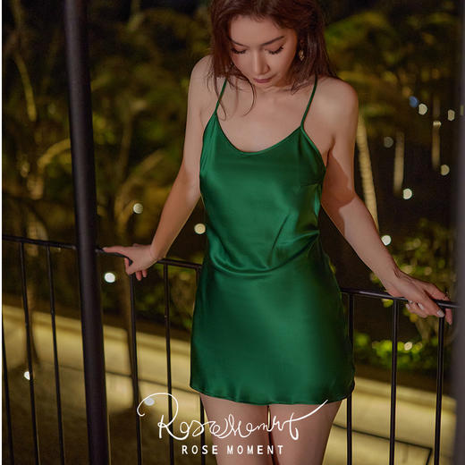 真丝性感极简露背中裙 A22118 商品图2