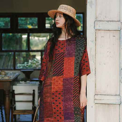 绽放旅行女装125朵/艺术感撞色拼接茧型微阔显瘦七八分袖连衣裙 商品图1