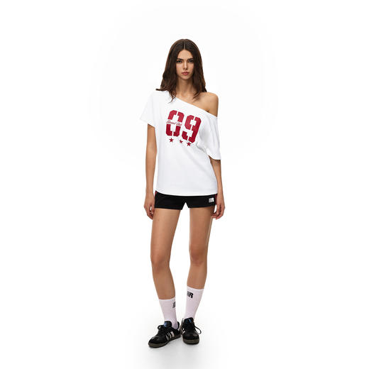 FDR官方店 数字星星09斜肩短袖T恤女夏季美式辣妹一字肩体恤上衣 商品图0