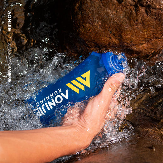 奥尼捷新款软水壶运动水壶硅胶可折叠越野马拉松补给水壶骑行水囊250ml/500ml 商品图1