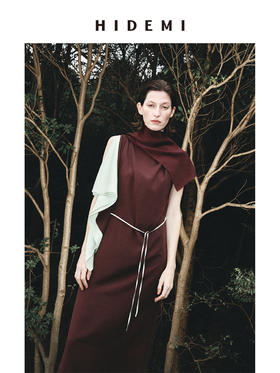 HIDEMI 极简不对称飘袖撞色设计感立裁腰带艺术感缎面连衣裙长裙 勃艮第红拼果绿