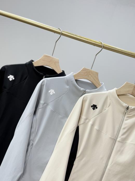 点此购买 迪桑特训练运动女士空气层运动上衣外套 ly 312924 商品图5