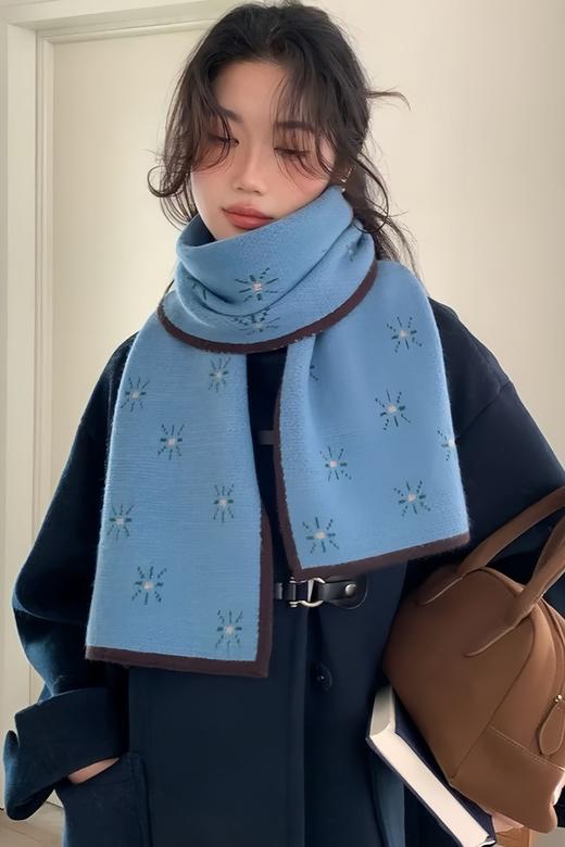 Say Something 蓝色温柔小清新花朵保暖围巾 21763 商品图2