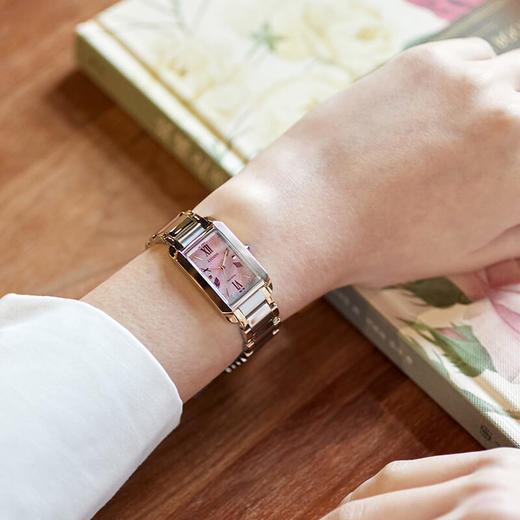 西铁城/CITIZEN光动能L系列女表EW5624-54Y 商品图1