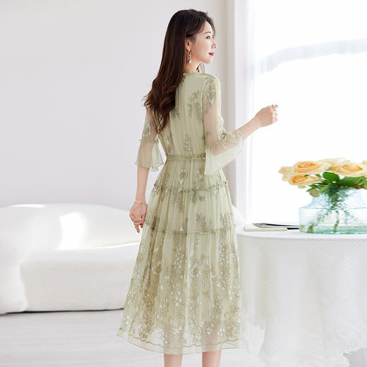 QS-82589066非遗绣花真丝女装V领气质中长A字裙高端100%桑蚕丝连衣裙9066 商品图3