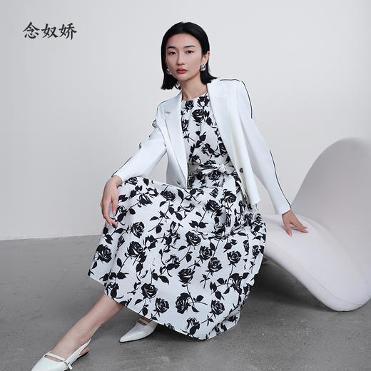 【商场同款】CNX5366 “摩登西装”撞色线条的设计细节 日常通勤好穿好搭 商品图3