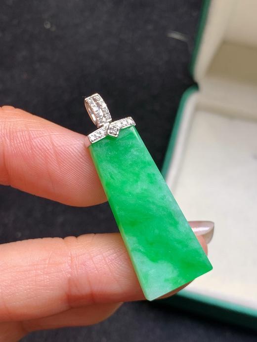 平安牌翡翠吊坠 商品图0