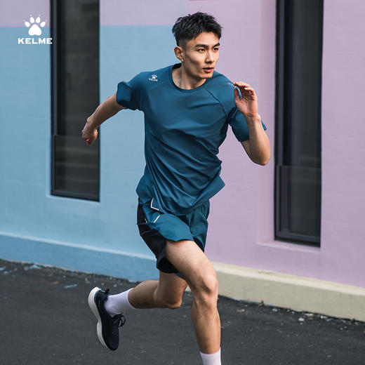 卡尔美KELME新款无束轻行系列男士简约圆领短袖T恤 商品图1