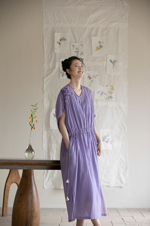 牧衣游原创 印花纯棉连衣裙新品轻薄抽绳设计感V领文艺长裙 清雨 商品图5