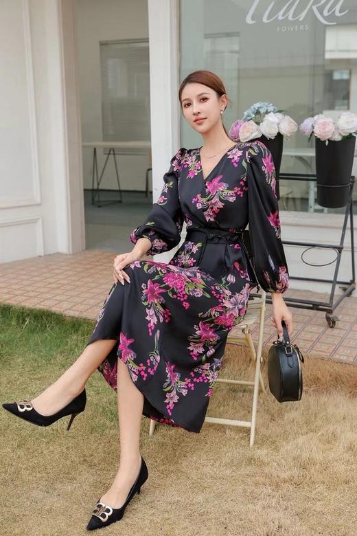 ELLA JADE 浪漫印花光泽感收腰连衣裙 20069 商品图1