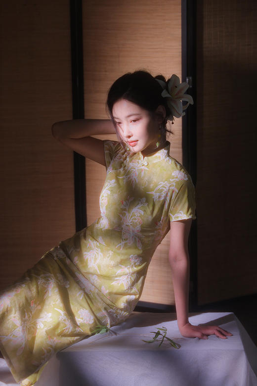 清新百合刺绣旗袍『杳卿』春日生韵棉麻系列，心机微宽松，松弛显瘦舒适 商品图11