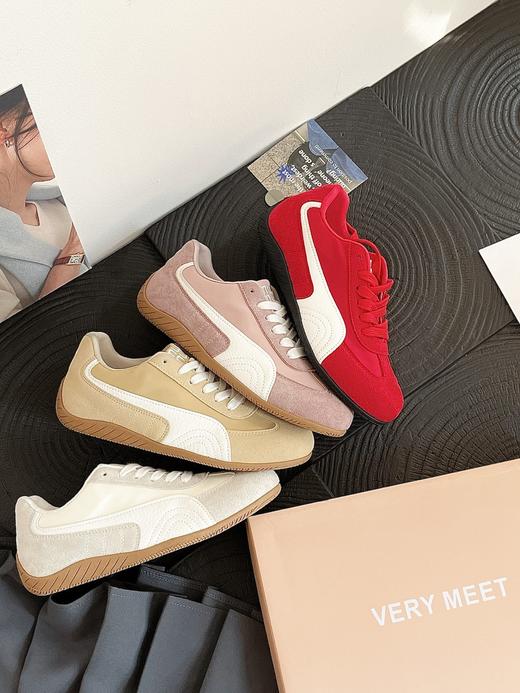 送8元退货运费【葡萄妈同款四色德训】简单但不失高级感 给人感觉就很舒服春夏天来了 高端单品的休闲鞋你们要试一下!~- 脚感超级棒!全网时髦精都想拥有的爆款今年最出圈的神鞋  能踩跟穿 商品图5