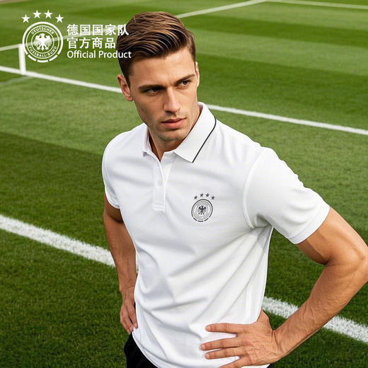 【官方正版】德国国家队 | 春夏季简约舒适队徽印花纯色短袖 商品图0