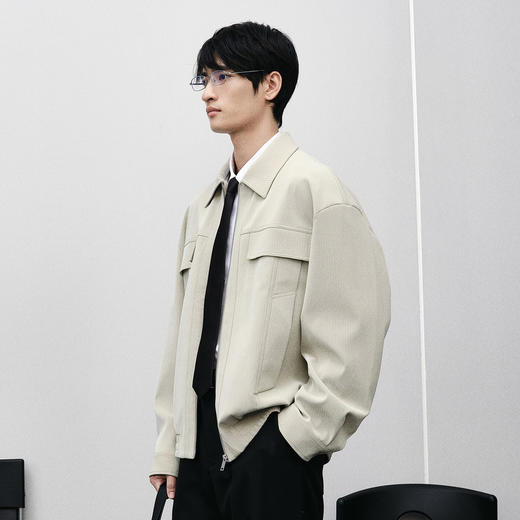 GXG男装 灰绿条纹pu翻领夹克 2024年春季热卖GFX12100911 商品图2