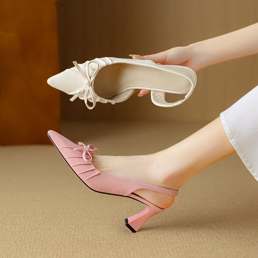 【预售5天】法式气质尖头皱褶包头，后空凉鞋蝴蝶结温柔高跟单鞋DB&M6263 商品图0