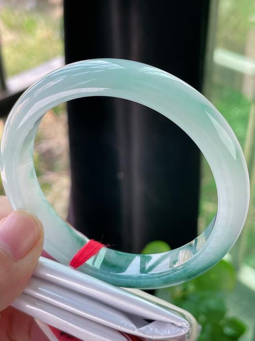 58正圈翡翠手镯 商品图4