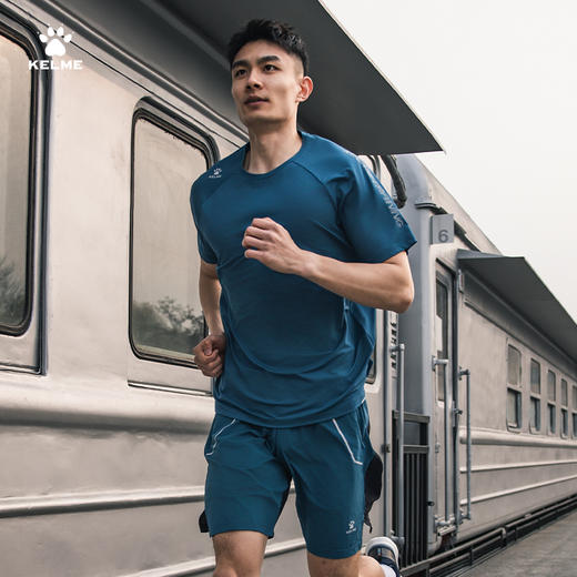 卡尔美KELME新款无束轻行系列男士简约圆领短袖T恤 商品图0