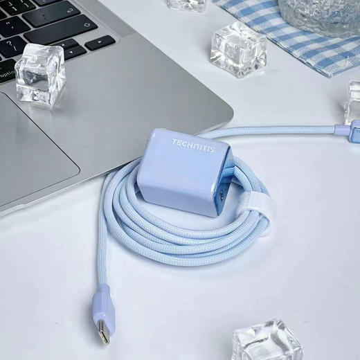 【苹果线下门店在售】TECHNITIS匠人精密30W充电套装 Type-C口  IPhone15/16适用 商品图2