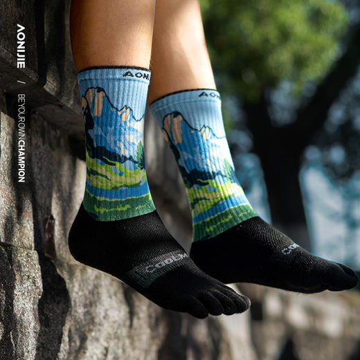 奥尼捷长筒五指袜雪山沙漠图案透气耐磨登山越野跑步徒步分趾袜/E4843 商品图2