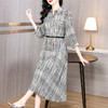 雀说气质通勤翻领连衣裙收腰显瘦设计感条纹衬衫裙AL9299 商品缩略图1