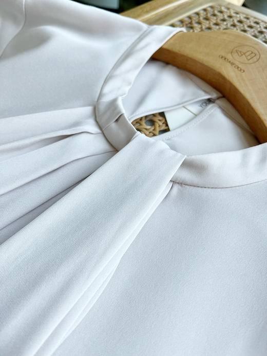 【通勤之铠甲】噢蜜ooomeooo系带真丝衬衫 商品图7