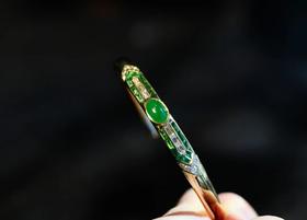 莫卧儿王朝般的华贵 ｜经典倾城镯升级款