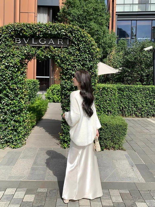 【全国包邮】高版本！缎面半身裙低饱和度的💯“干枯玫瑰粉色”直接疯狂打call，其他三个色系也🉐是高级百搭！ 商品图4