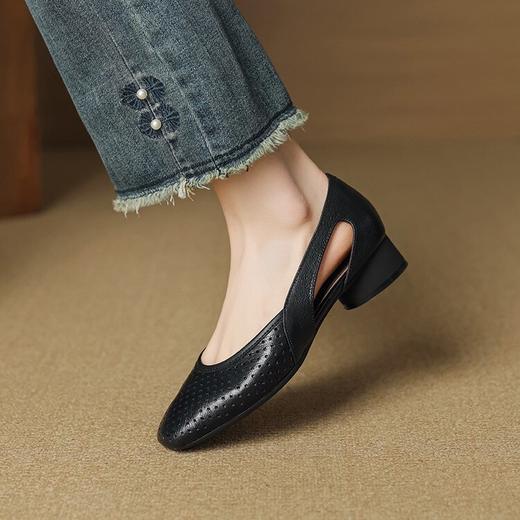 【预售5天】镂空时尚浅口单鞋女新款春夏透气网面软底鞋方头低跟舒适柔软鞋女CQSJ&H-7530 商品图3