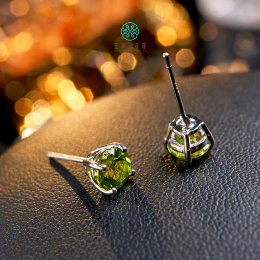DS925橄榄石耳坠-橄榄石耳钉约6mm# 商品图0