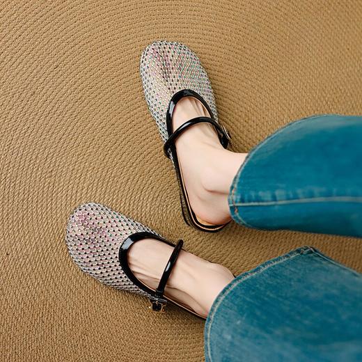 【预售5天】繁星若梦~满钻镂空肌理一脚登软底全皮内增高包头拖凉鞋NJMK&K1526 商品图3