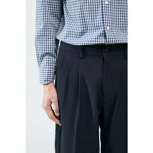 棉仓362818001-中空纱双褶宽松锥型休闲西裤 商品图3