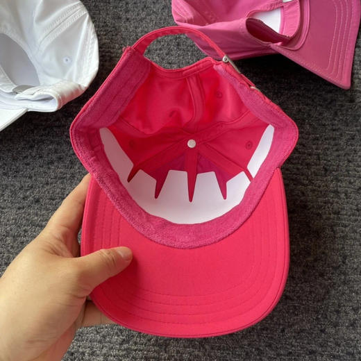 正品林德伯格春夏新款高尔夫帽，男女同款，头围可调。五个色各几顶。 商品图7