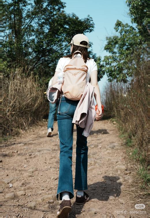 🐦鸟𝐇𝐞𝐥𝐢𝐚𝐝 𝟏𝟓𝐋爆款双肩包 超轻便❗️便携双肩背包 商品图6