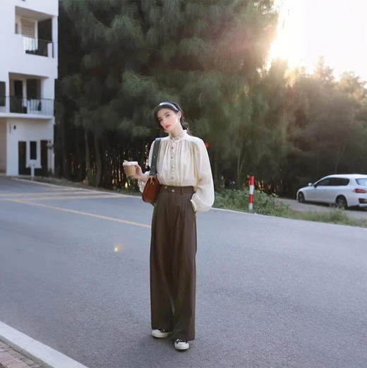 裁缝学苑AQ440法式复古蕾丝花边领衬衫纸样女装灯笼袖长袖上衣样板 商品图5