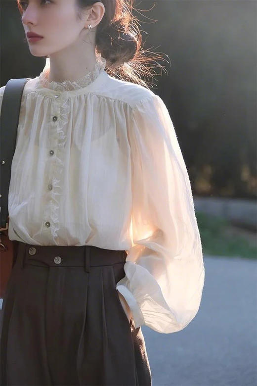 裁缝学苑AQ440法式复古蕾丝花边领衬衫纸样女装灯笼袖长袖上衣样板 商品图2