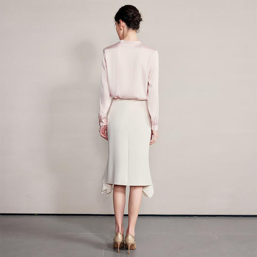 IWY/新款衬衫女高级感轻奢减龄粉色缎面长袖衬衣套装新款鱼尾裙B523+S2207 商品图4