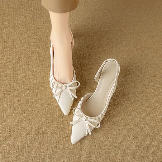 【预售5天】法式气质尖头皱褶包头后空凉鞋女春季新款蝴蝶结温柔高跟单鞋DB&M6263 商品图3