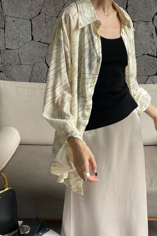 Le Malene 银灰色光泽感肌理纹理高腰半裙 20118 商品图2