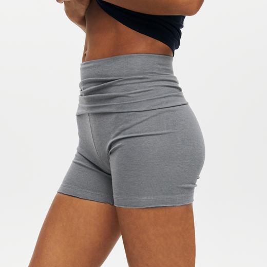 oneup莫代尔羊毛堆叠翻折弹力修身散口短裤 商品图2