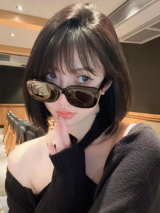 巴黎世家字母logo墨镜（AN） 商品图2