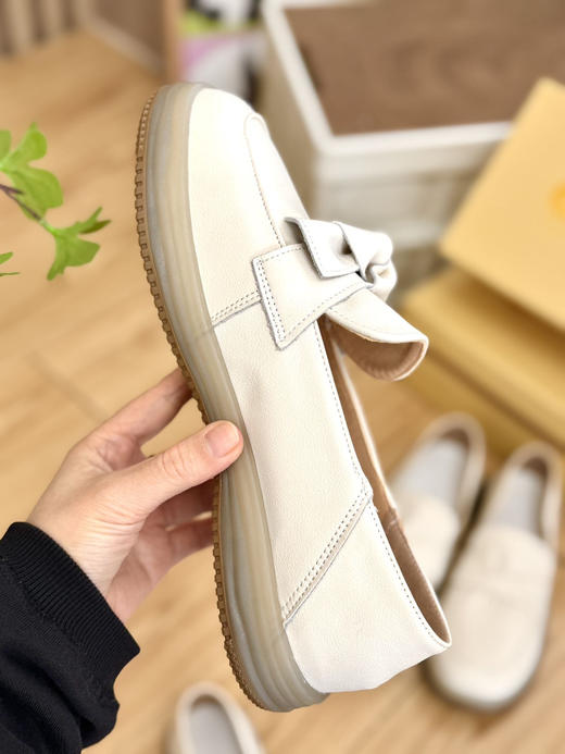 【吉芙拉JIFORALE牛皮妈妈鞋】线下实体店倒闭❗清仓甩卖，直降💰200！全牛皮百搭💰99❗软底➕软面➕优质牛皮   35-40码，正码正拍！ 线下实体店💰299双！开团💰99元 商品图4