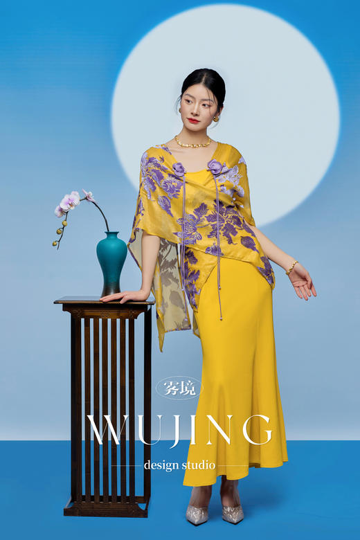 3205016 黄莺凝香 重磅真丝印花植绒料/进口纹理蜂窝缎普罗缇纱裙雾境 商品图2