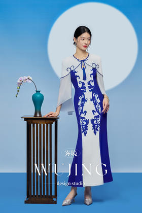 3205042 青花古韵 进口纹理蜂窝缎/韩国进口水晶乔其纱青花瓷定位印花连衣裙 雾境