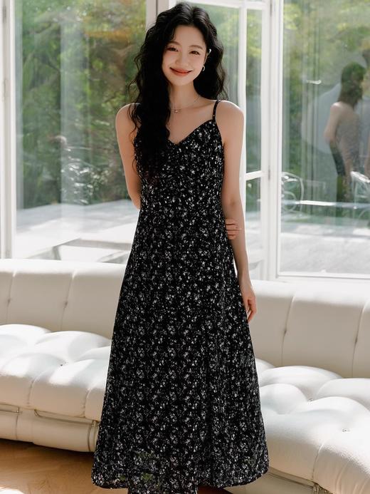 奢姿大码女装2025夏季气质减龄吊带连衣裙胖妹妹时尚碎花小黑裙9951853249B 商品图1