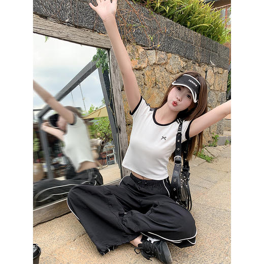 <曾小咸推荐>3.27现货秒杀 ！微信超特价！蝴蝶结绣花短袖T恤 日常99.99 立减40 秒杀59.99！！ 商品图2