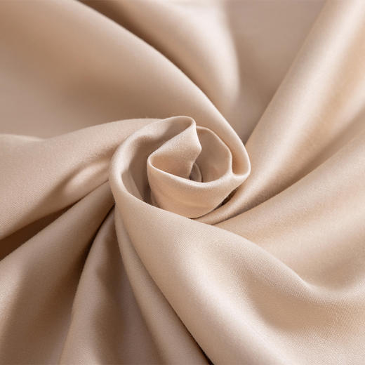 【会员专享】多喜爱 法式轻奢四件套-月晓阑音【60S贡缎】【时尚拼边】【金色织带】【礼盒包装】【芬纳诺抗菌专利】专利床单 长绒棉·如丝顺滑 商品图1