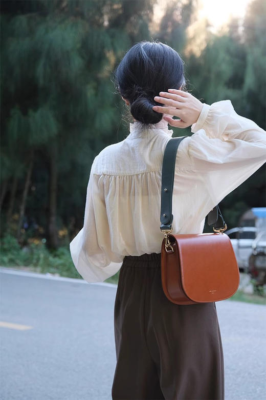 裁缝学苑AQ440法式复古蕾丝花边领衬衫纸样女装灯笼袖长袖上衣样板 商品图4